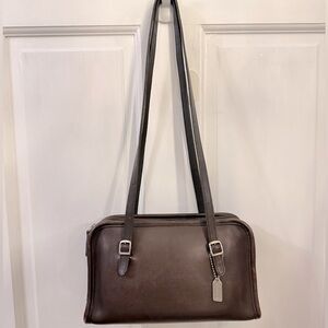 Pre-loved Vintage Coach Swing Zip